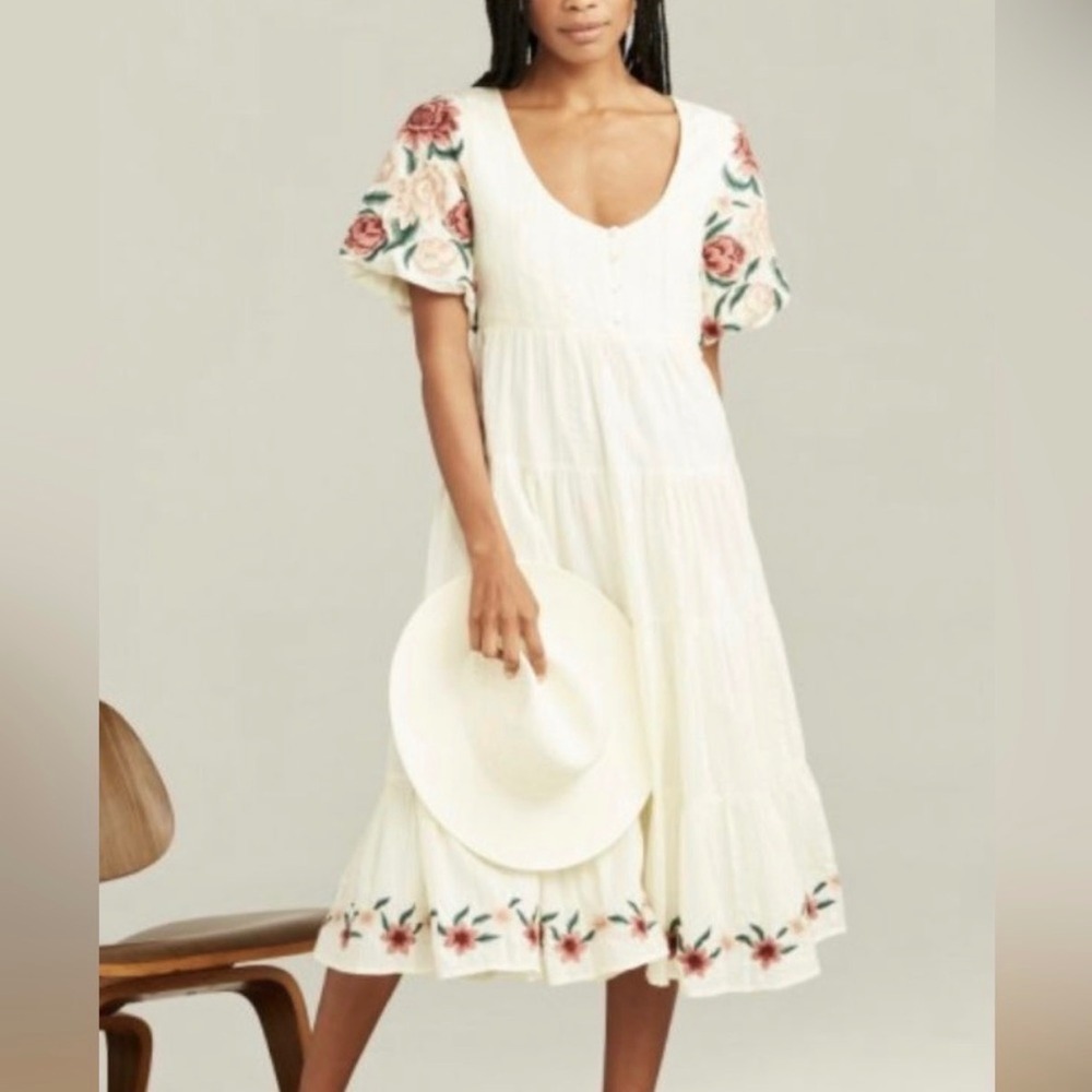 Roller Rabbit Floral Embroidered Midi Dress Ivory Tiered Cotton - Small